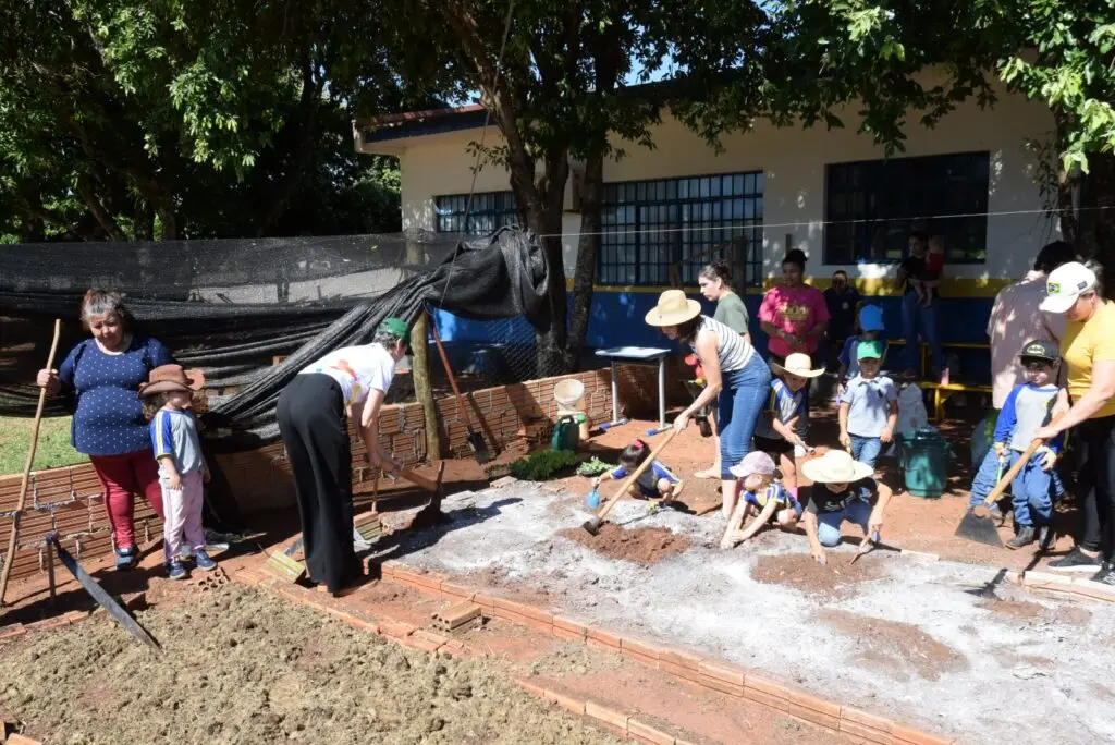 Iguatemi: Projeto ‘Horta na Escola”, desenvolvido pela Itaipu Binacional foi realizado com alunos da educação infantil Sala Arco-Íris