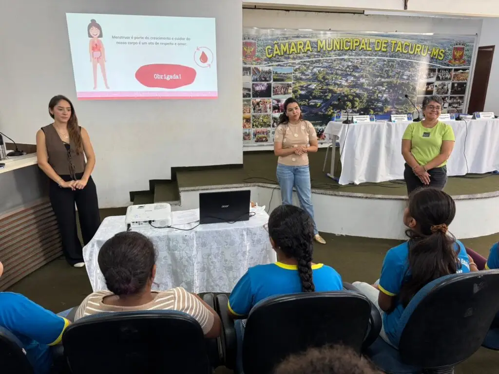 Palestra do PSE aborda saúde e educação para alunas em Tacuru Palestra do PSE aborda saúde e educação para alunas em Tacuru