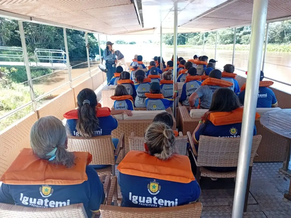 Iguatemi: Alunos da Escola Municipal João Paulo I, no Assentamento Rancho Loma, participam de atividades alusivas ao Dia Mundial da Água