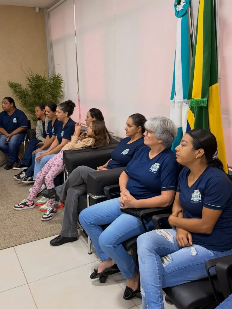 Prefeitura de Eldorado realiza café da manhã em homenagem às merendeiras do município