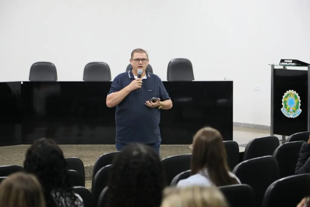 Educação especial na perspectiva da educação inclusiva é destaque em palestra promovida pelo Governo de Mundo Novo