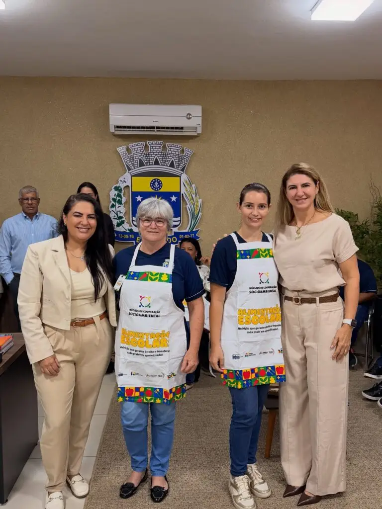 Prefeitura de Eldorado realiza café da manhã em homenagem às merendeiras do município