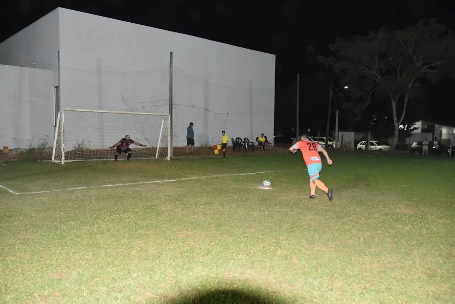 Iguatemi: Dois grandes jogos decididos nas penalidades máximas encerraram o Campeonato Municipal de Futebol Suíço 2026