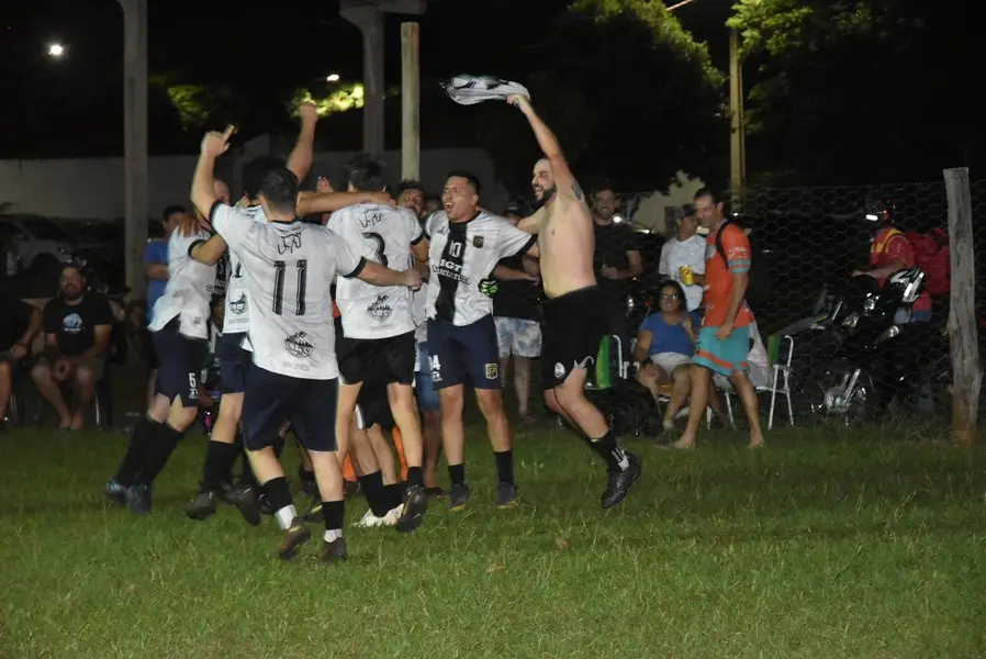 Iguatemi: Dois grandes jogos decididos nas penalidades máximas encerraram o Campeonato Municipal de Futebol Suíço 2026