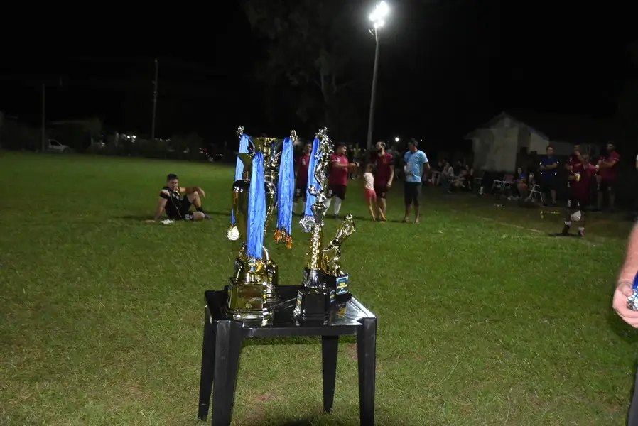 Iguatemi: Dois grandes jogos decididos nas penalidades máximas encerraram o Campeonato Municipal de Futebol Suíço 2026