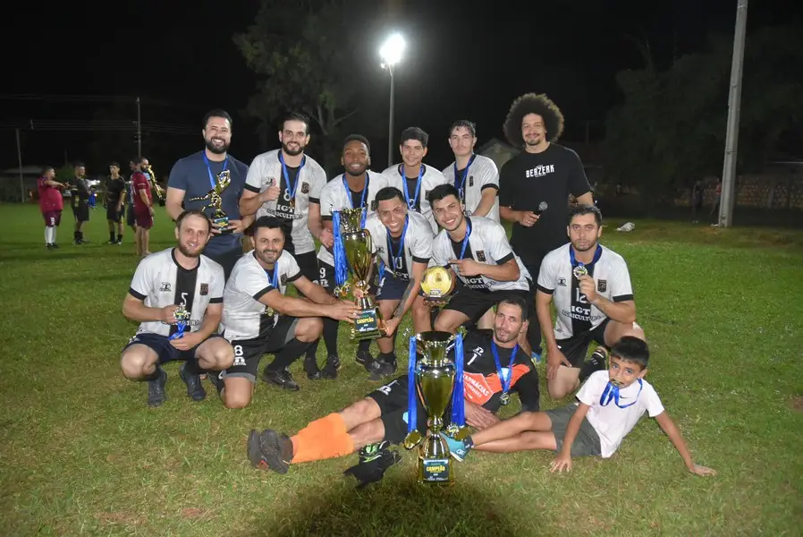 Iguatemi: Dois grandes jogos decididos nas penalidades máximas encerraram o Campeonato Municipal de Futebol Suíço 2026