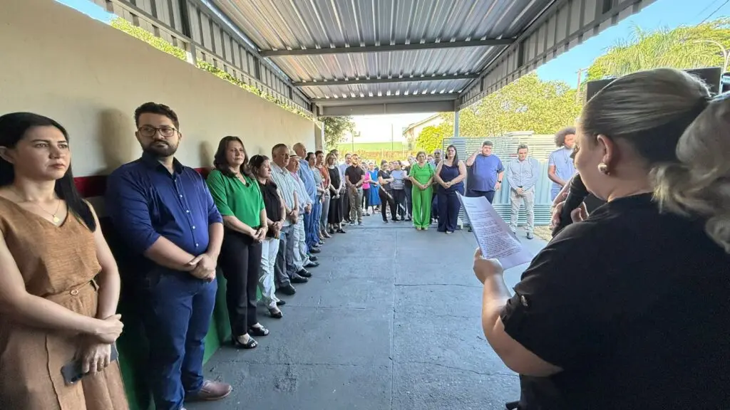 Caarapó inaugura UBS com investimento próprio e homenageia ex-secretário de Saúde