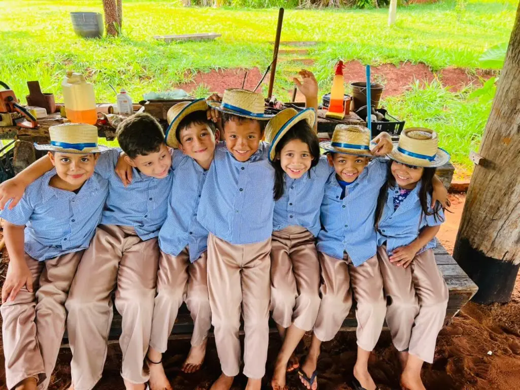 Gincana “Pequenino Agricultor” promove aprendizado prático e valorização da história no campo em Amambai
