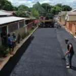 Prefeitura de Tacuru divulga avanço em obra de pavimentação na Rua do Calçadão