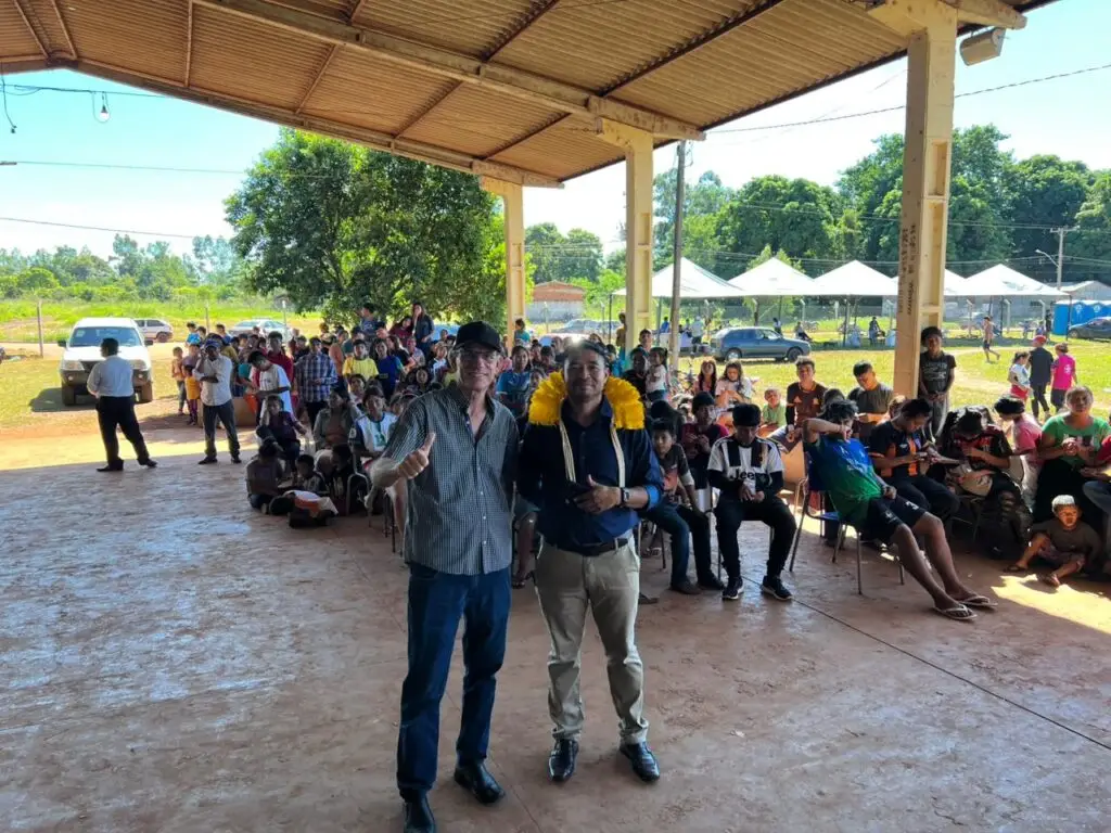 Prefeito Sérgio Barbosa acompanha programação do Dia dos Povos Indígenas em aldeias de Amambai