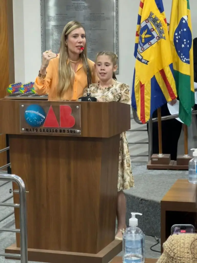 OAB/MS homenageia prefeito Sérgio Barbosa por apoio ao Congresso Autismo sem Fronteira em sessão do Conselho Seccional