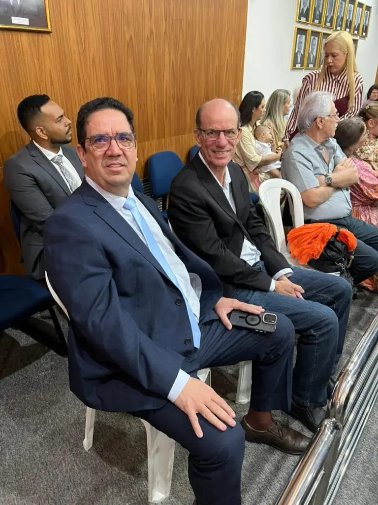 OAB/MS homenageia prefeito Sérgio Barbosa por apoio ao Congresso Autismo sem Fronteira em sessão do Conselho Seccional