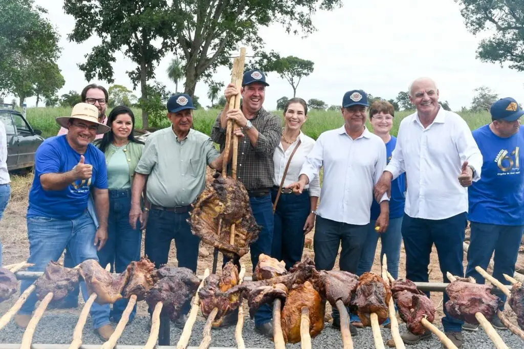Caracol celebra 61 anos com festa, entregas e lançamentos de obras