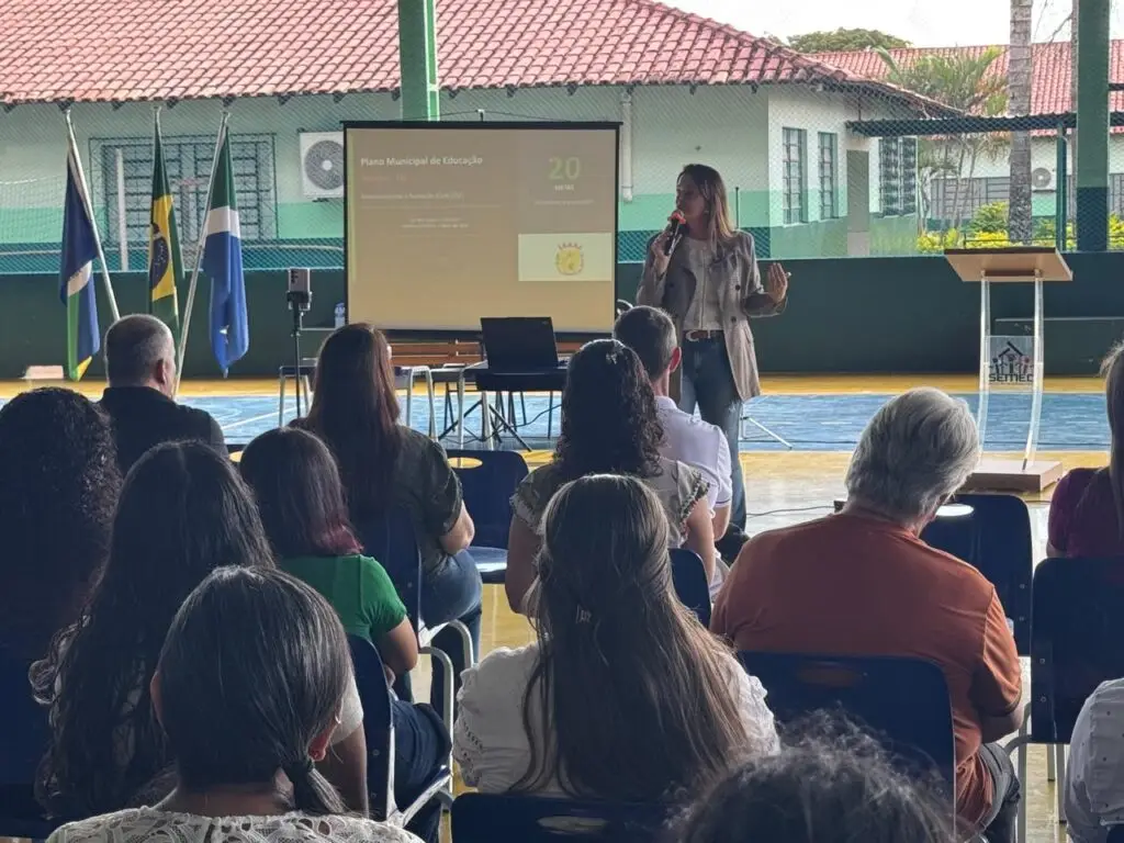 Audiência Pública sobre o Plano Municipal de Educação de Paranhos