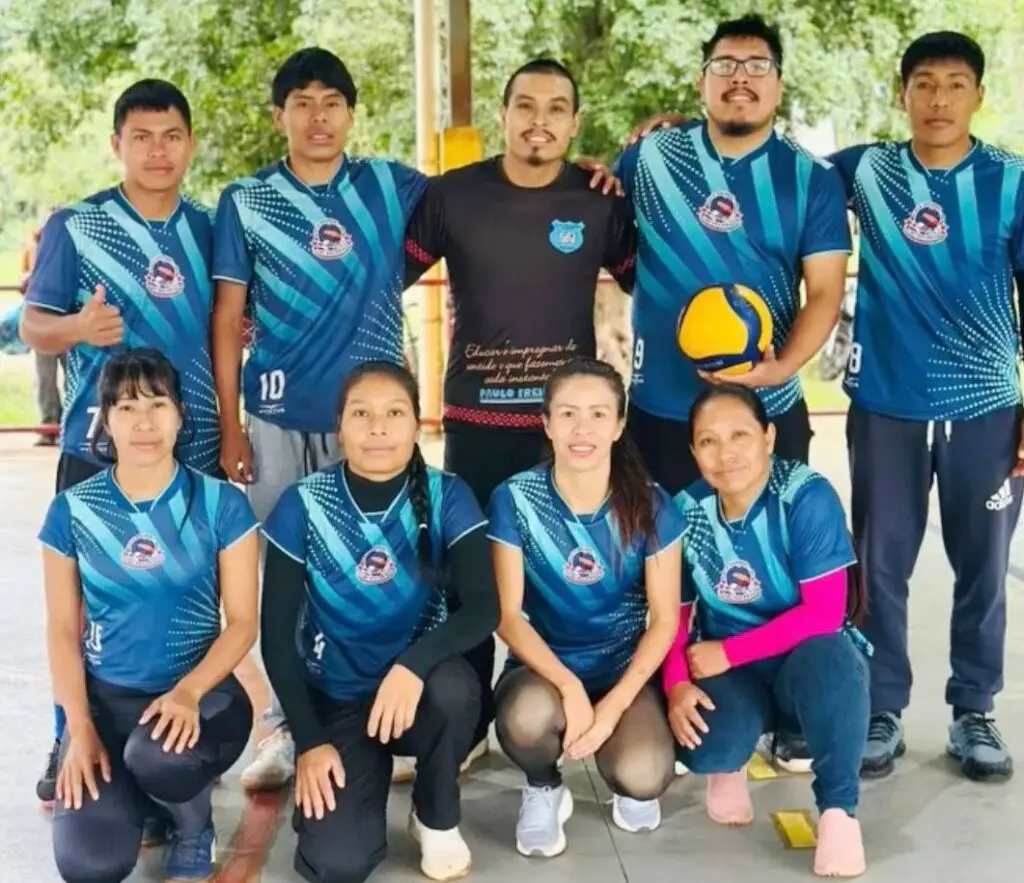 Campeonato de vôlei misto reúne equipes da região em Amambai Campeonato de vôlei misto reúne equipes da região em Amambai