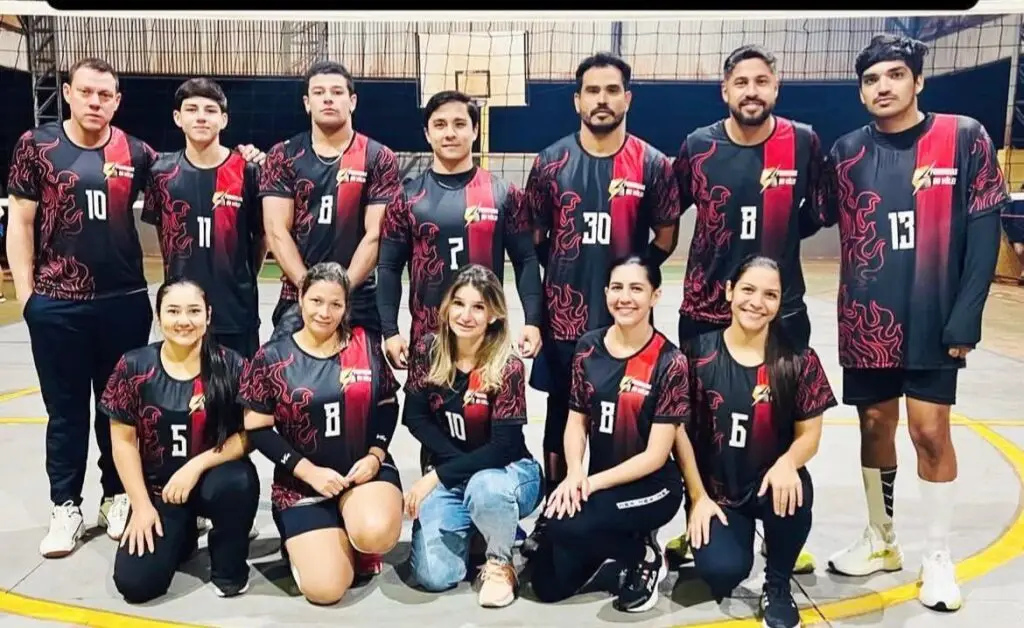 Campeonato de vôlei misto reúne equipes da região em Amambai Campeonato de vôlei misto reúne equipes da região em Amambai