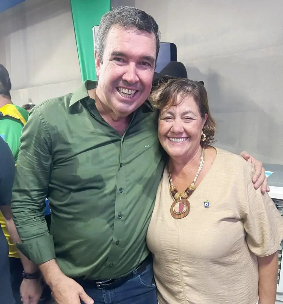 Governador Eduardo Riedel compre agendas em Itaqurai, Mundo Novo e Eldorado nesta quarta-feira Governador Eduardo Riedel compre agendas em Itaqurai, Mundo Novo e Eldorado nesta quarta-feira