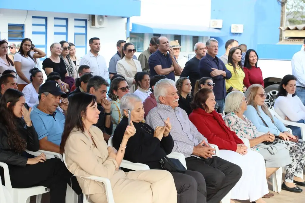Governo de Mundo Novo inaugura Centro de Fisioterapia Helena Ferreira Costa Araújo