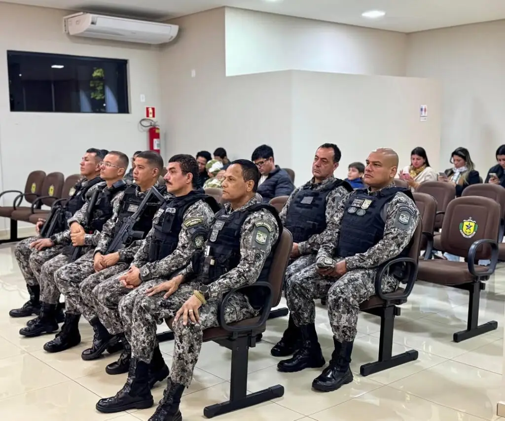 Câmara de Iguatemi homenageia policiais militares da Força Nacional por atuação na fronteira