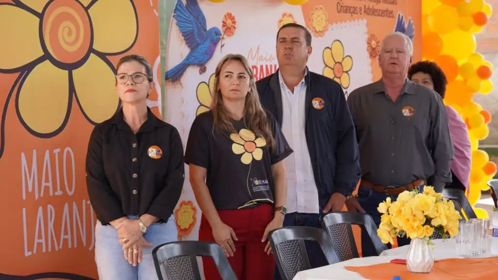 Prefeitura de Juti realiza encontro sobre o Maio Laranja, com beneficiários dos programas sociais