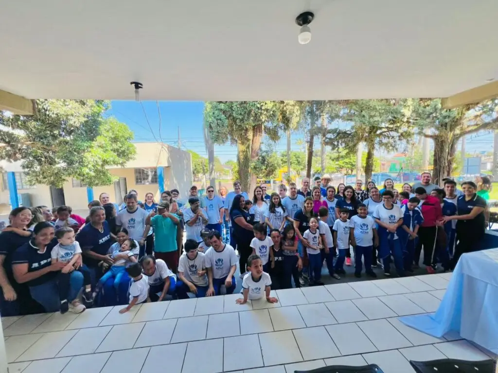 APAE de Amambai celebra assinatura de convênio para melhoria da estrutura escolar