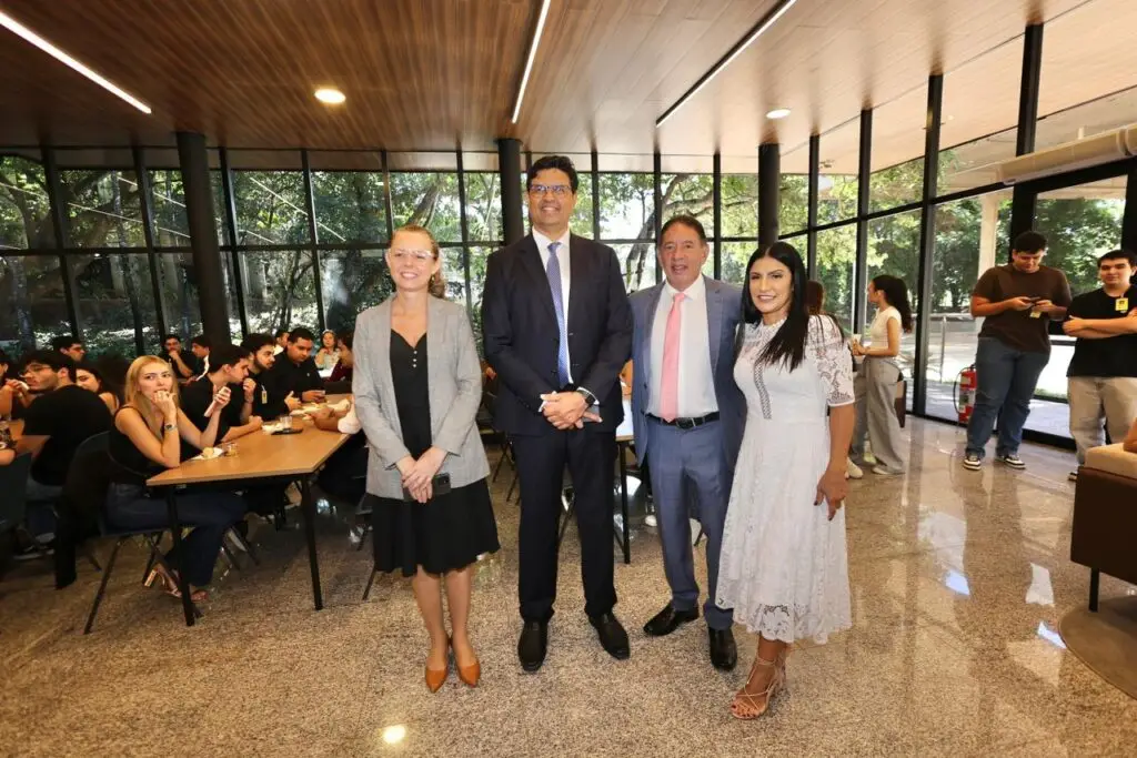 Gerson Claro recebe Acadêmicos de Direito da UCDB em visita à ALEMS