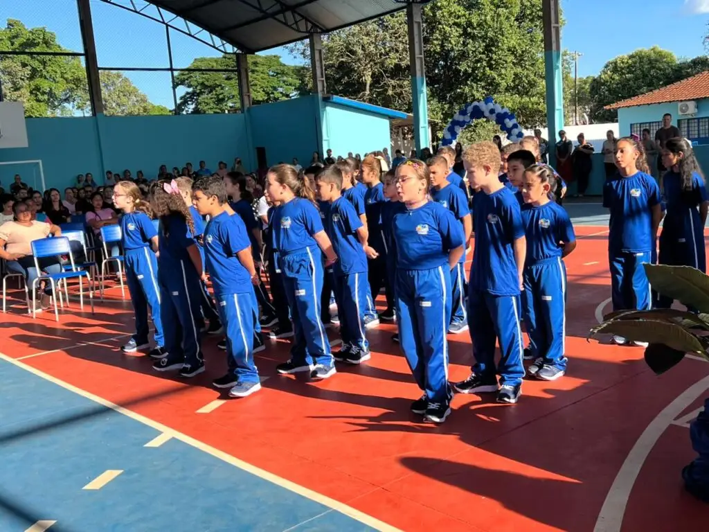 Entrega da reforma na Escola Profª Maria Bataglin Machado garante mais conforto e qualidade aos alunos em Amambai