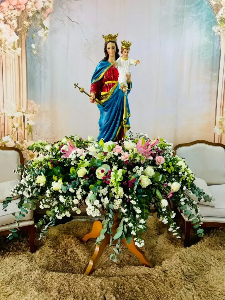 Aconteceu nos dias 23 e 24 a tradicional Festa da Padroeira Nossa Senhora Auxiliadora em Amambai Aconteceu nos dias 23 e 24 a tradicional Festa da Padroeira Nossa Senhora Auxiliadora em Amambai