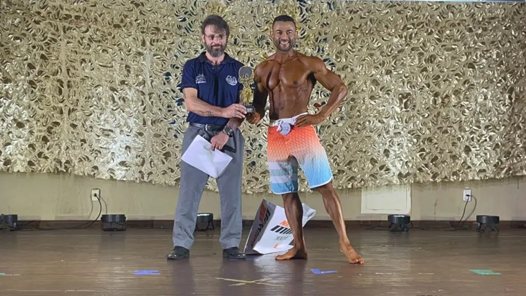 Atleta de Juti conquista quatro títulos e se consagra Bicampeão Estadual de Fisiculturismo em Campo Grande Atleta de Juti conquista quatro títulos e se consagra Bicampeão Estadual de Fisiculturismo em Campo Grande