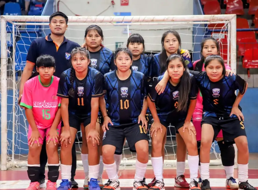 Futsal feminino de Amambai é vice-campeão da primeira divisão dos Jogos Escolares de MS 2026 Futsal feminino de Amambai é vice-campeão da primeira divisão dos Jogos Escolares de MS 2026