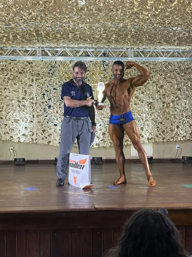 Atleta de Juti conquista quatro títulos e se consagra Bicampeão Estadual de Fisiculturismo em Campo Grande Atleta de Juti conquista quatro títulos e se consagra Bicampeão Estadual de Fisiculturismo em Campo Grande