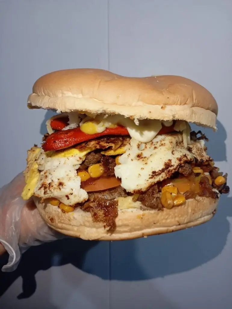 Sabor Suculento: dedicação e sabor marcam a trajetória de um empreendimento amambaiense Sabor Suculento: dedicação e sabor marcam a trajetória de um empreendimento amambaiense