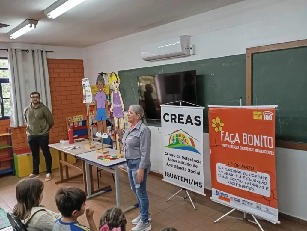 Secretaria de Assistência Social através do CREAS desenvolve palestras referente ao Dia Nacional de Combate ao Abuso e a Exploração Sexual Contra Criança Secretaria de Assistência Social através do CREAS desenvolve palestras referente ao Dia Nacional de Combate ao Abuso e a Exploração Sexual Contra Criança