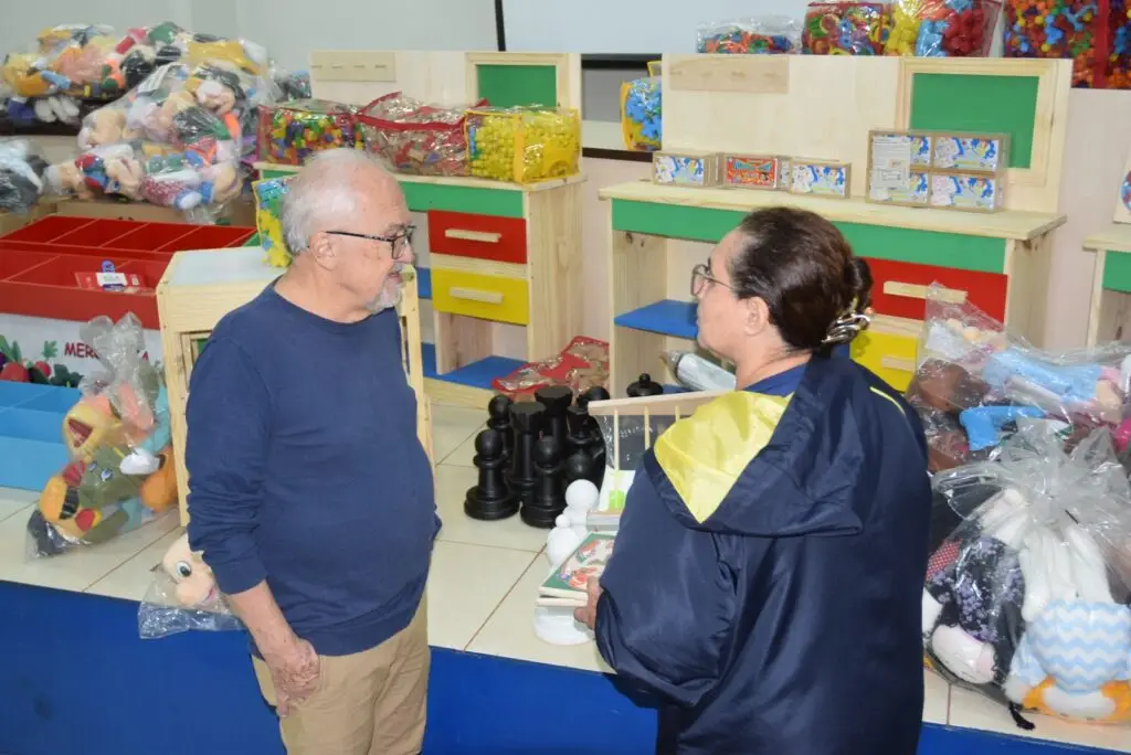 Com recursos próprios, Secretaria de Educação de Iguatemi realiza aquisição de brinquedos terapêuticos e pedagógicos Com recursos próprios, Secretaria de Educação de Iguatemi realiza aquisição de brinquedos terapêuticos e pedagógicos