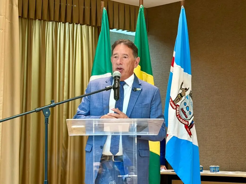 Gerson recebe título de Cidadão Treslagoense durante celebrações dos 111 anos de Três Lagoas Gerson recebe título de Cidadão Treslagoense durante celebrações dos 111 anos de Três Lagoas