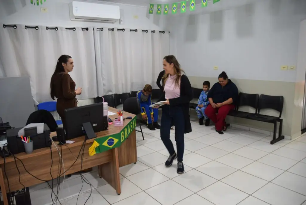 Iguatemi: Vice-prefeita Patrícia, secretário de Saúde Janssen e secretária de Educação Rosângela visitam Centro de Atendimento Educacional Especializado Iguatemi: Vice-prefeita Patrícia, secretário de Saúde Janssen e secretária de Educação Rosângela visitam Centro de Atendimento Educacional Especializado