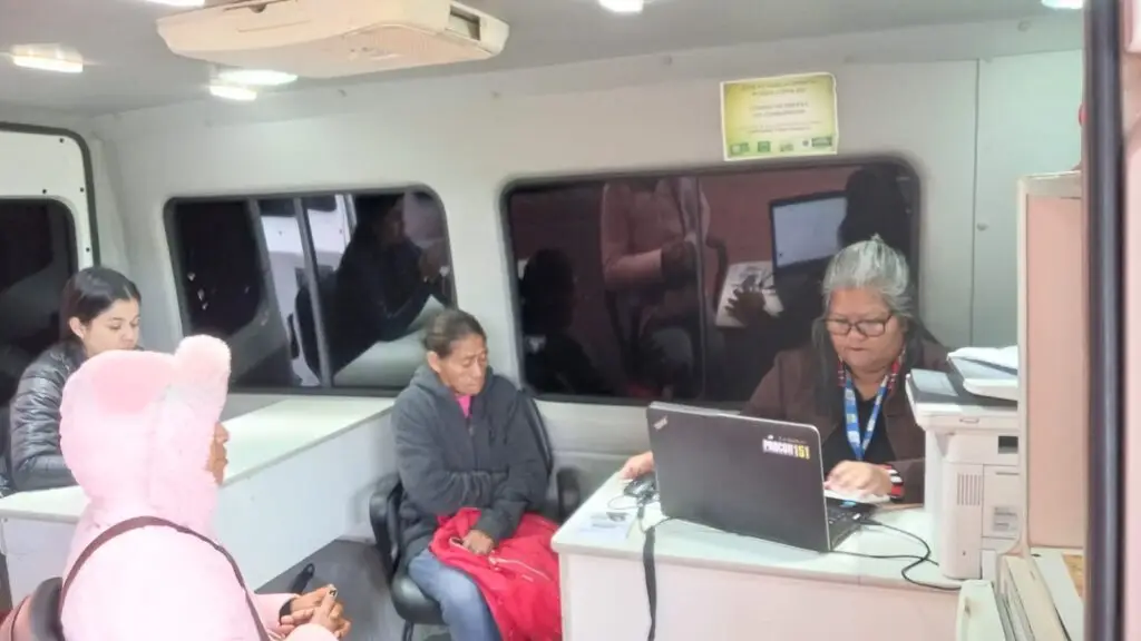 PROCON Itinerante leva atendimento e orientação aos consumidores da Aldeia Amambai PROCON Itinerante leva atendimento e orientação aos consumidores da Aldeia Amambai