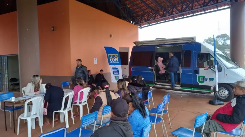 PROCON Itinerante leva atendimento e orientação aos consumidores da Aldeia Amambai PROCON Itinerante leva atendimento e orientação aos consumidores da Aldeia Amambai