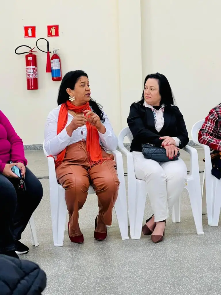 Amambai realiza Roda de Conversa do Programa Mais Plural e fortalece ações de inclusão socioprodutiva Amambai realiza Roda de Conversa do Programa Mais Plural e fortalece ações de inclusão socioprodutiva