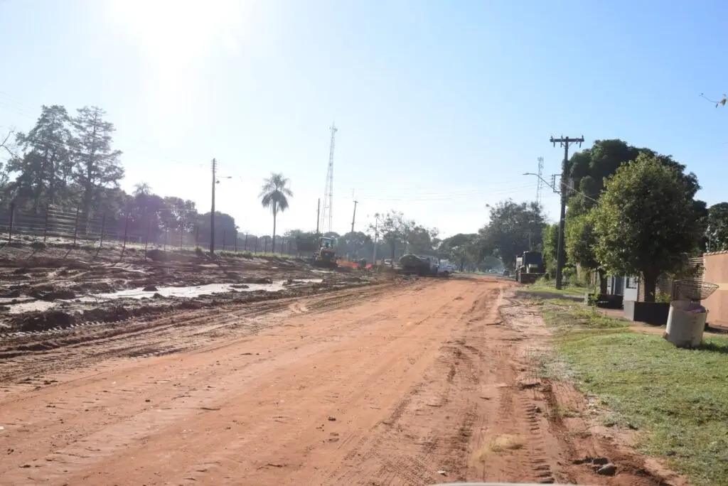 Iguatemi: Obras de drenagem nos bairros Vila Nova e Vila Nova Esperança são retomadas após período de fortes chuvas Iguatemi: Obras de drenagem nos bairros Vila Nova e Vila Nova Esperança são retomadas após período de fortes chuvas