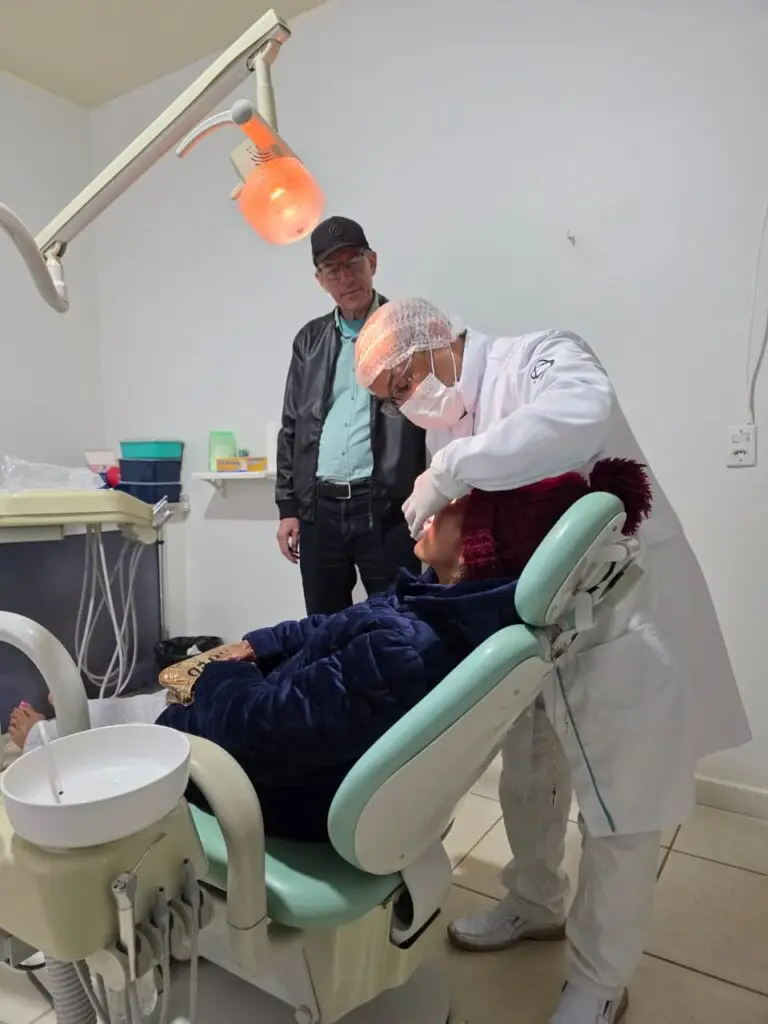 Prefeitura de Amambai realiza entrega, moldagem e prova de 212 próteses dentárias no Centro de Especialidades Odontológicas