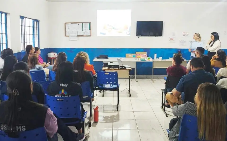Prefeitura de Amambai capacita profissionais da Saúde para implantação da Insulina Glargina e atualização sobre PrEP e PEP