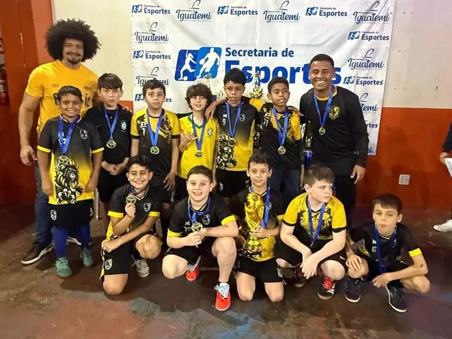 Iguatemi: Ginásio de Esportes recebe público para as finais do Campeonato Municipal de Futsal Iguatemi: Ginásio de Esportes recebe público para as finais do Campeonato Municipal de Futsal