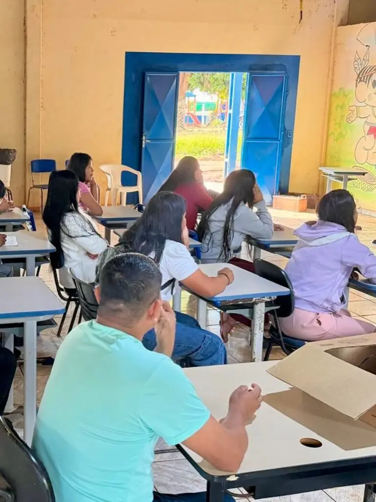 Prefeitura de Tacuru promove curso de Informática e Inteligência Artificial na Aldeia Sassoró Prefeitura de Tacuru promove curso de Informática e Inteligência Artificial na Aldeia Sassoró