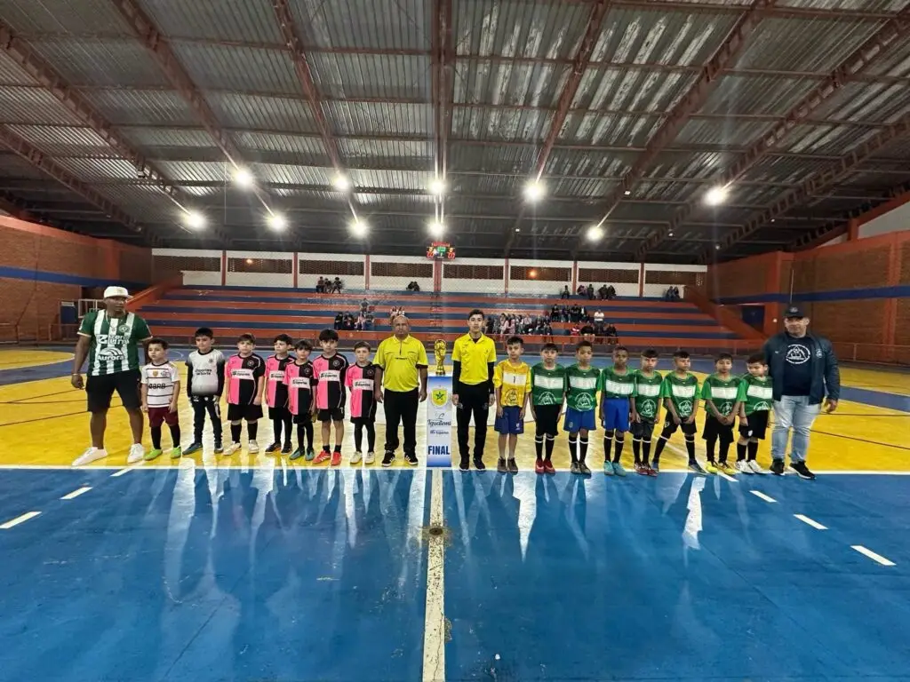 Iguatemi: Ginásio de Esportes recebe público para as finais do Campeonato Municipal de Futsal Iguatemi: Ginásio de Esportes recebe público para as finais do Campeonato Municipal de Futsal