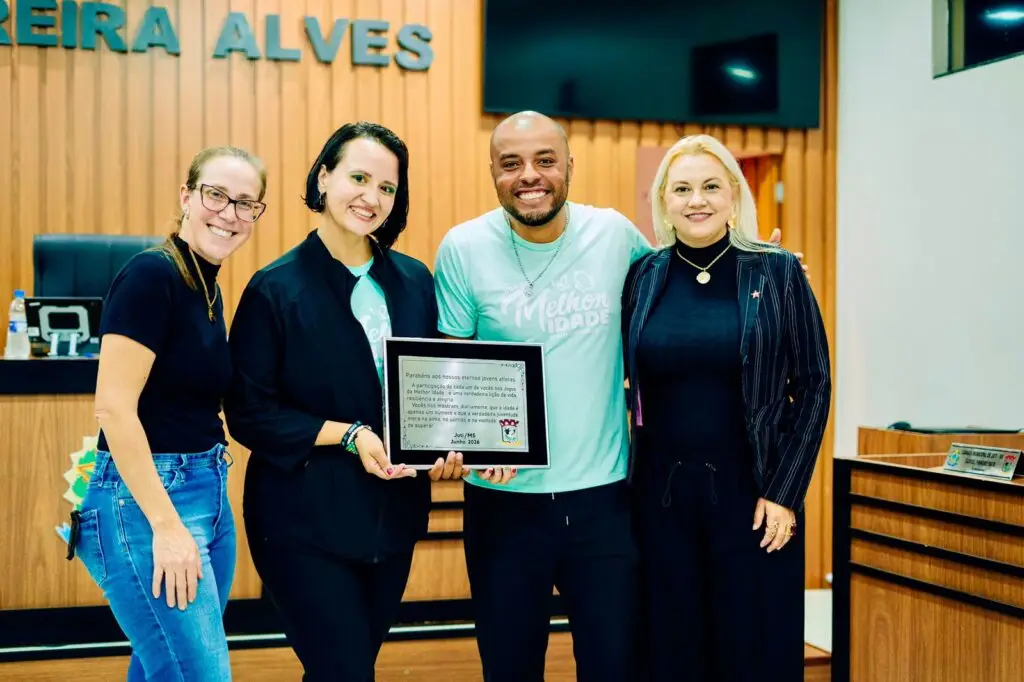 Câmara de Juti homenageia participantes dos Jogos da Melhor Idade Câmara de Juti homenageia participantes dos Jogos da Melhor Idade