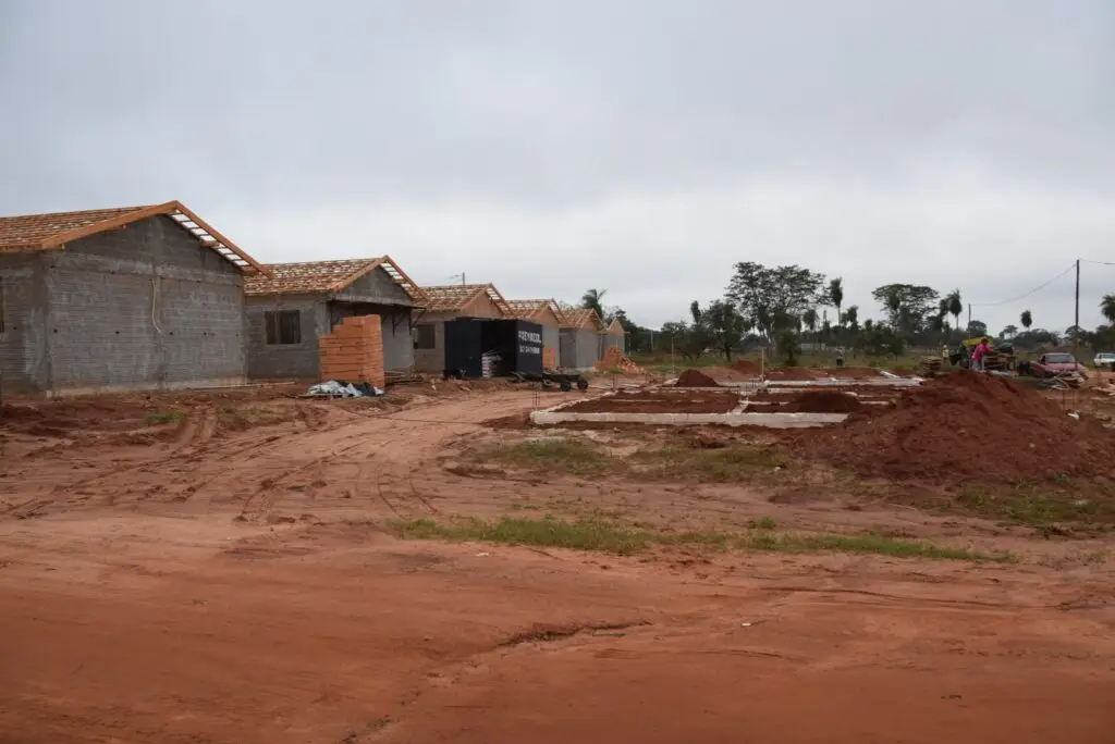 Iguatemi: Construção das unidades habitacionais no Bairro Stanislau Javolski continua em ritmo acelerado Iguatemi: Construção das unidades habitacionais no Bairro Stanislau Javolski continua em ritmo acelerado