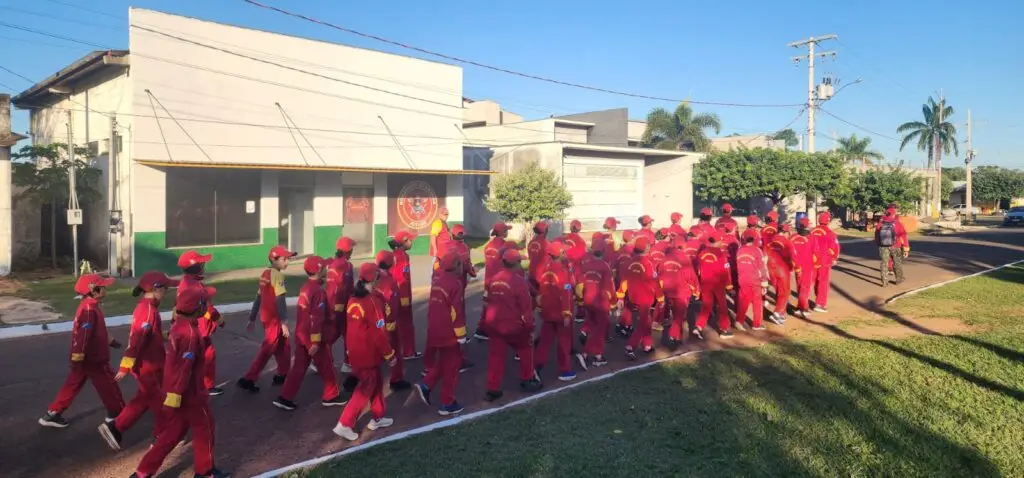 Juti realiza com sucesso a 2ª Marcha do Projeto Bombeiros do Amanhã Juti realiza com sucesso a 2ª Marcha do Projeto Bombeiros do Amanhã