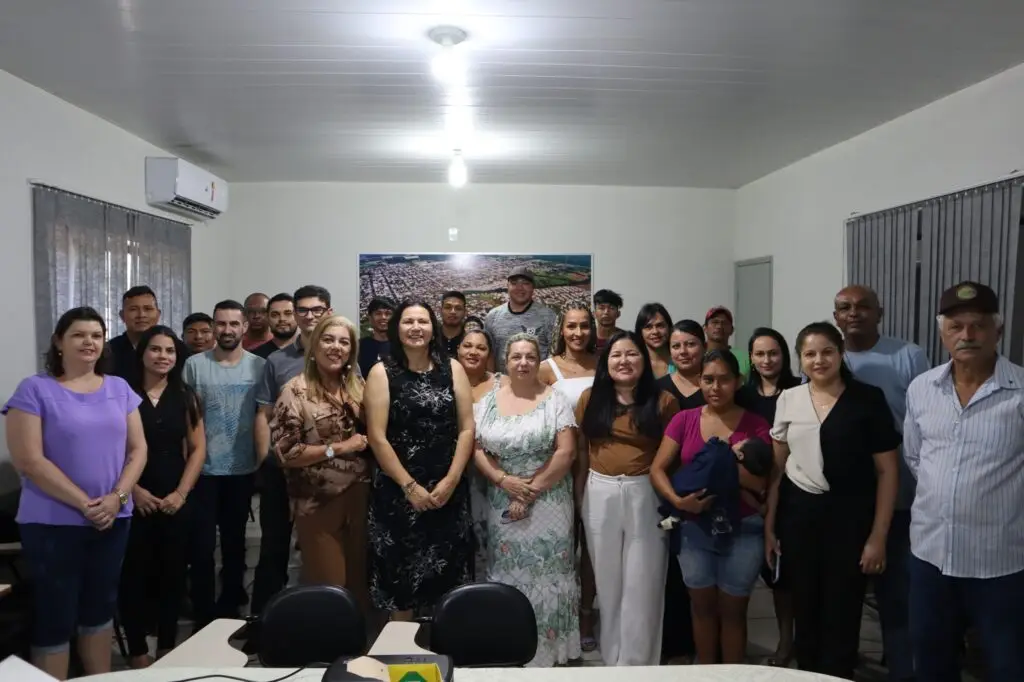 Caarapó: Gestão da prefeita Lurdes ultrapassa 150 convocações em apenas 1 ano e 7 meses e fortalece a Educação e os serviços públicos