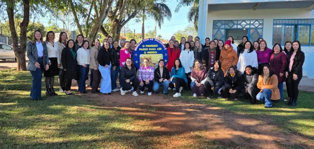 Prefeitura de Amambai promove formações continuadas para fortalecer a Educação Infantil da Rede Municipal Prefeitura de Amambai promove formações continuadas para fortalecer a Educação Infantil da Rede Municipal